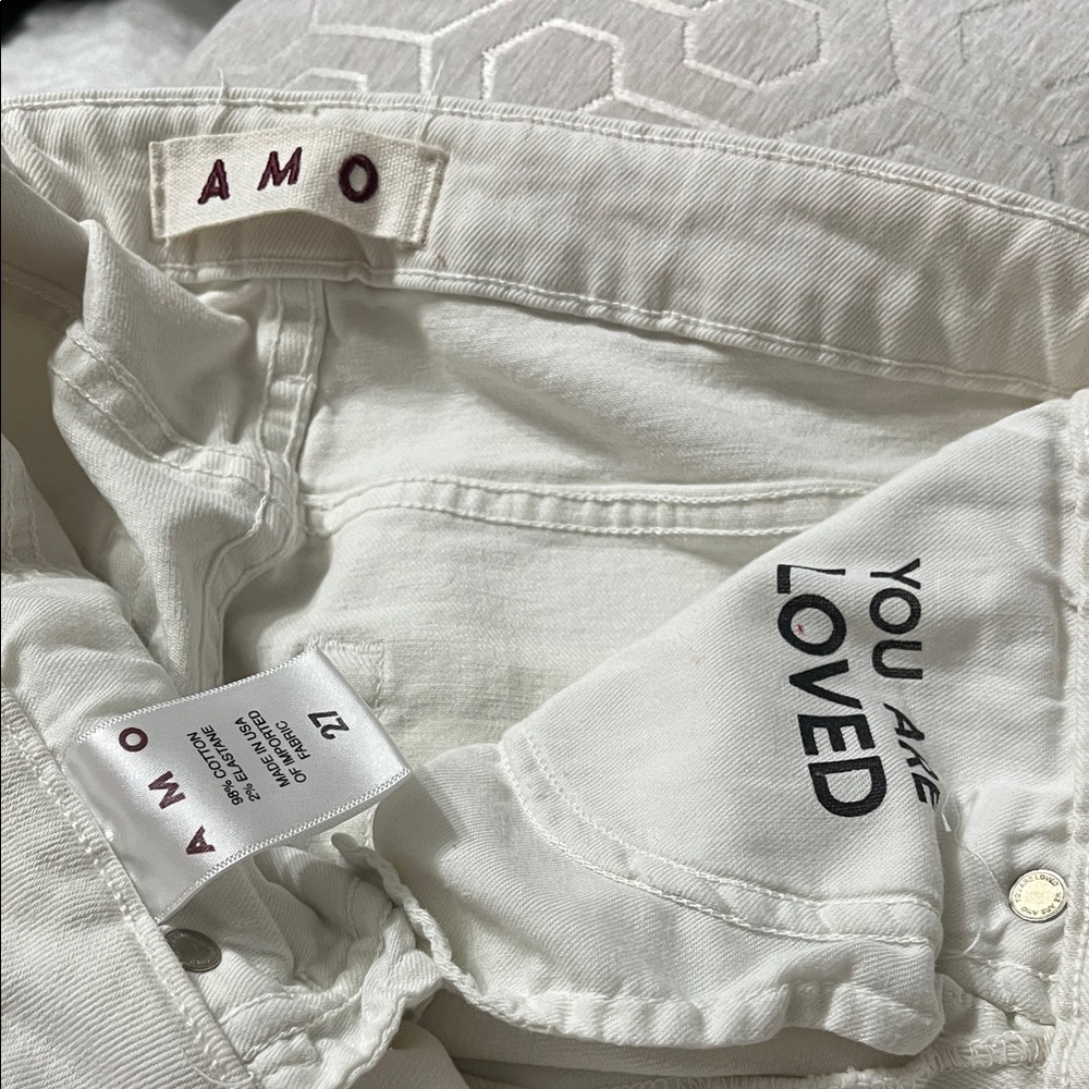 AMO Women's Classic Cream Jeans